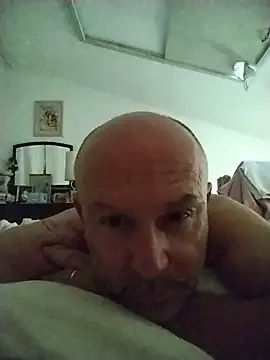 Snapshot of Rubicon_man chatting on June 29, 2026, 2:06 pm Rubicon man online show from June 29, 2026, 2:06 pm