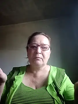 Snapshot of IngaLuna48 chatting on May 7, 2026, 5:46 am IngaLuna48 online show from May 7, 2026, 5:46 am