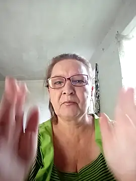 Snapshot of IngaLuna48 chatting on May 21, 2026, 5:36 am IngaLuna48 online show from May 21, 2026, 5:36 am