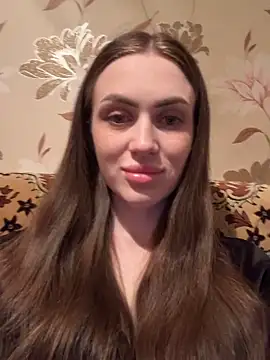 AlinaLove3213 online show from June 2, 2026, 6:10 pm
