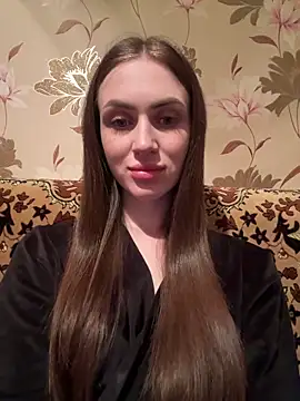 AlinaLove3213 online show from June 19, 2026, 8:12 pm