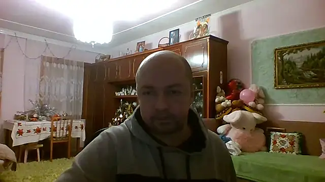 Luceriusbigass online show from January 18, 2026, 3:38 pm