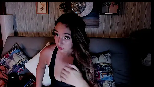 Alucarda666 online show from July 17, 2026, 10:03 pm