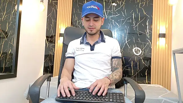 Snapshot of PowerLustX chatting on July 6, 2026, 3:47 am PowerLustX online show from July 6, 2026, 3:47 am