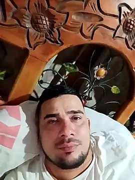 franDuxxx online show from April 10, 2026, 2:28 am