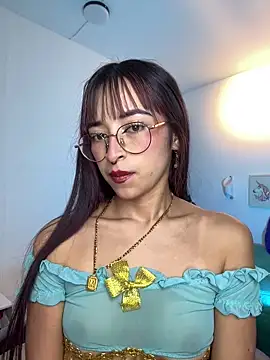 Snapshot of Amatista_fire6 chatting on May 13, 2026, 2:36 pm Amatista fire6 online show from May 13, 2026, 2:36 pm