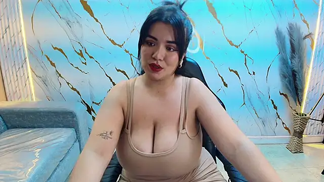 Snapshot of Sasha_tf chatting on May 8, 2026, 8:47 pm Sasha tf online show from May 8, 2026, 8:47 pm