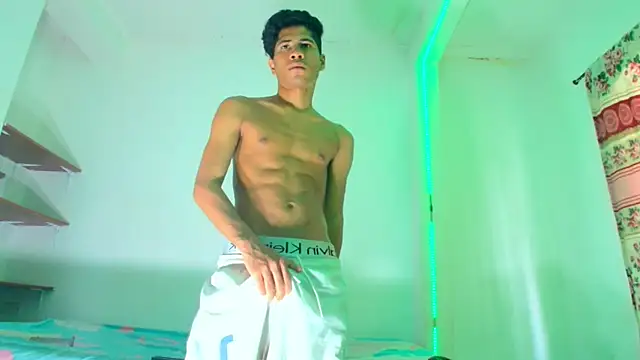 Snapshot of axelsexxy chatting on April 10, 2026, 6:56 pm axelsexxy online show from April 10, 2026, 6:56 pm