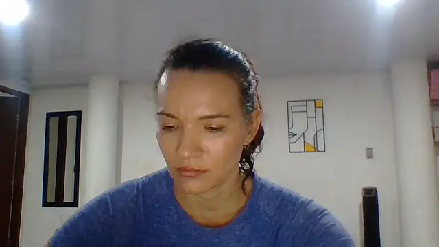 Snapshot of valery_fitt chatting on July 7, 2026, 12:24 am valery fitt online show from July 7, 2026, 12:24 am