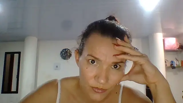 Snapshot of valery_fitt chatting on July 9, 2026, 7:51 pm valery fitt online show from July 9, 2026, 7:51 pm