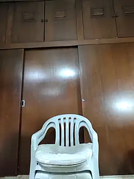 edulovee online show from May 12, 2026, 4:42 am