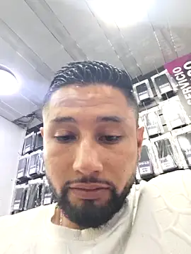 DiegoDass online show from April 8, 2026, 8:42 pm