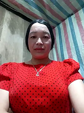 vanlucky2 online show from April 18, 2026, 9:02 am