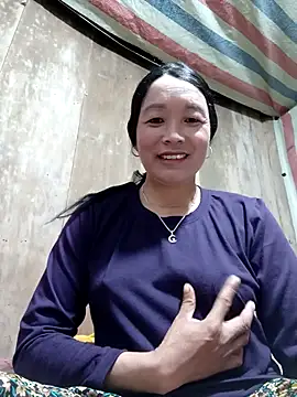 vanlucky2 online show from April 30, 2026, 2:51 am
