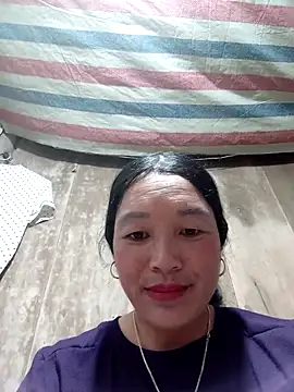 Snapshot of vanlucky2 chatting on June 8, 2026, 3:51 am vanlucky2 online show from June 8, 2026, 3:51 am