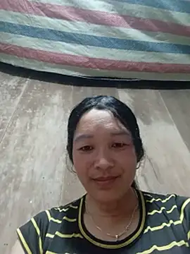 Snapshot of vanlucky2 chatting on July 5, 2026, 4:19 am vanlucky2 online show from July 5, 2026, 4:19 am