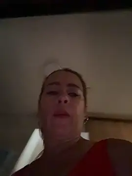 Snapshot of Natigoonzalez chatting on May 2, 2026, 2:22 pm Natigoonzalez online show from May 2, 2026, 2:22 pm