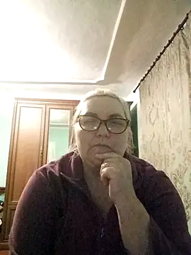 AureliaSky598 online show from April 23, 2026, 5:59 pm
