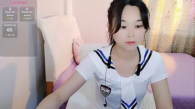 Snapshot of Sumo-36E chatting on June 3, 2026, 1:41 am Sumo-36E online show from June 3, 2026, 1:41 am