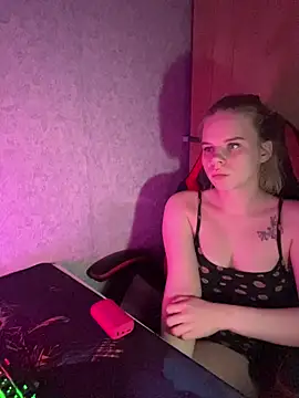 VioletEcho online show from April 10, 2026, 8:24 pm