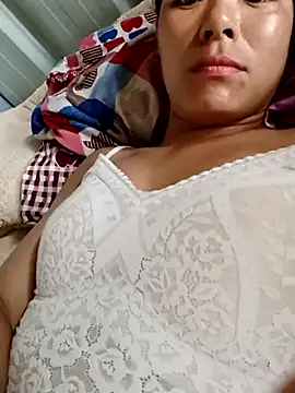 mia0033 online show from June 25, 2026, 5:23 am