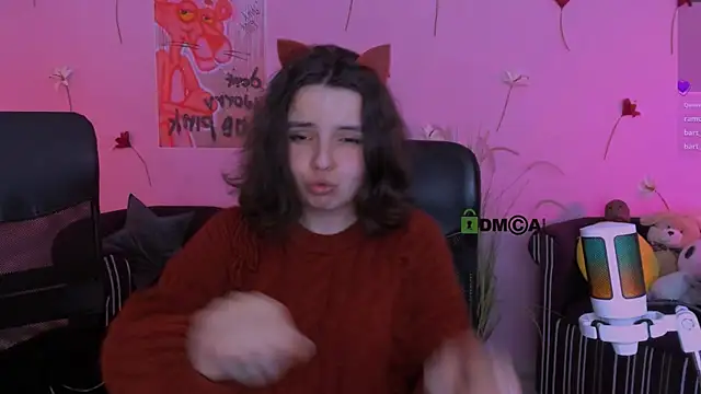 Snapshot of mia_mooon_ chatting on April 12, 2026, 2:55 pm mia mooon online show from April 12, 2026, 2:55 pm