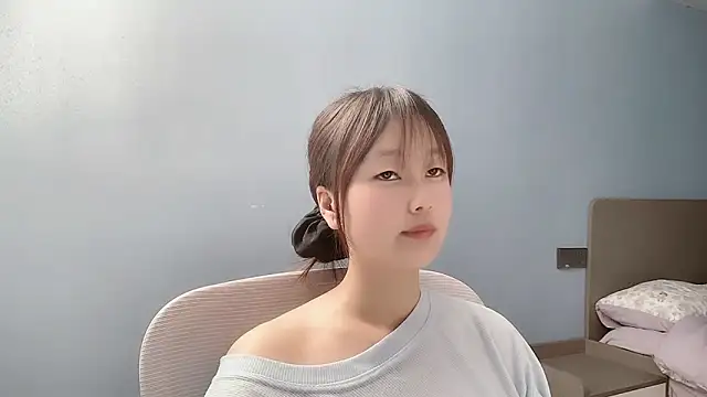 Xiaoqing00 online show from April 19, 2026, 2:11 am