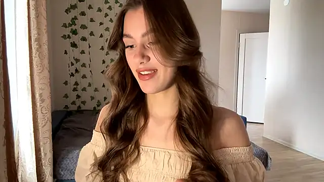 LiseVener online show from May 5, 2026, 5:04 am