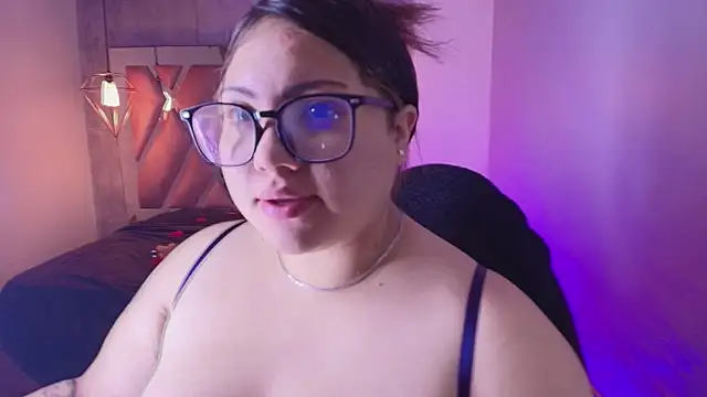 Dreamboo   online show from May 6, 2026, 11:48 am