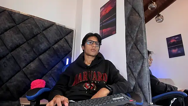 LiamKron online show from June 11, 2026, 11:08 am