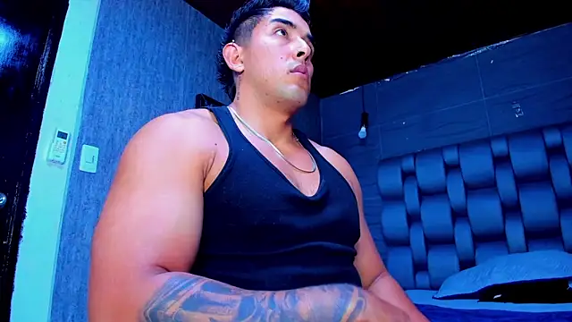 Snapshot of alangreek1 chatting on April 13, 2026, 11:32 pm alangreek1 online show from April 13, 2026, 11:32 pm