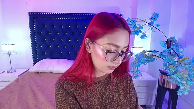 Snapshot of Amelie_adams chatting on May 15, 2026, 11:06 am Amelie adams online show from May 15, 2026, 11:06 am