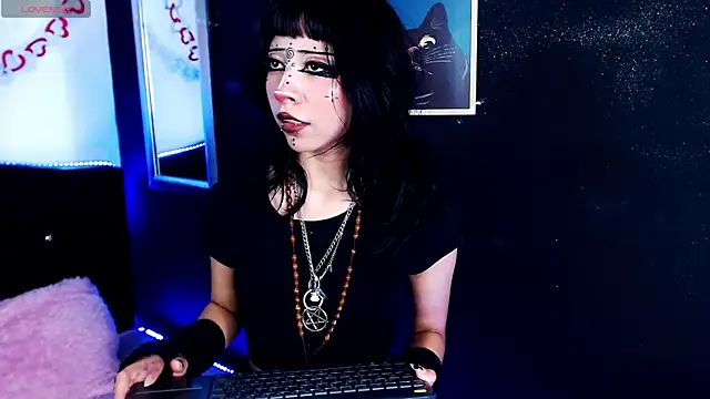 Snapshot of KiomyVamp chatting on May 20, 2026, 4:02 pm KiomyVamp online show from May 20, 2026, 4:02 pm