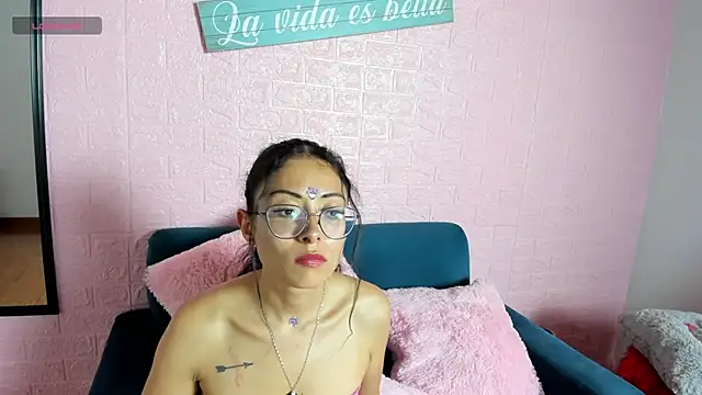 Snapshot of Kat_santana chatting on April 11, 2026, 8:46 pm Kat santana online show from April 11, 2026, 8:46 pm