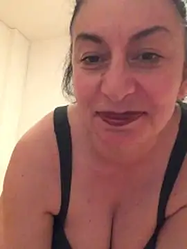Snapshot of Lizzaa80 chatting on April 30, 2026, 8:15 pm Lizzaa80 online show from April 30, 2026, 8:15 pm