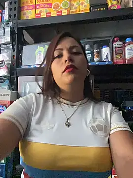 MIA ROSSEEE online show from June 11, 2026, 7:12 pm