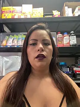 MIA ROSSEEE online show from June 16, 2026, 8:00 pm