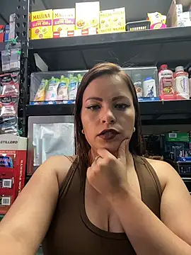 MIA ROSSEEE online show from June 20, 2026, 7:27 pm