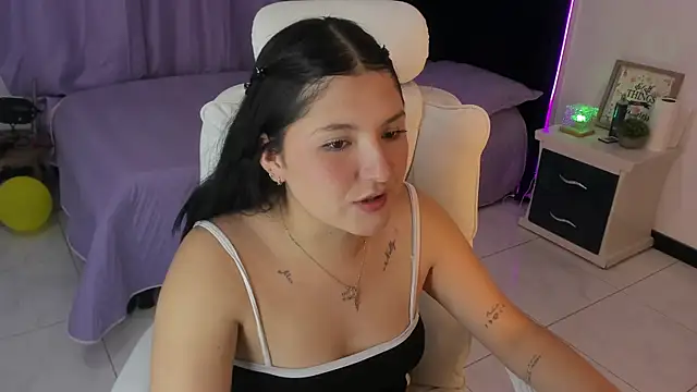 Snapshot of Celestee_21 chatting on July 6, 2026, 10:23 pm Celestee 21 online show from July 6, 2026, 10:23 pm