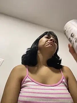 xoxo anny online show from April 10, 2026, 11:26 am