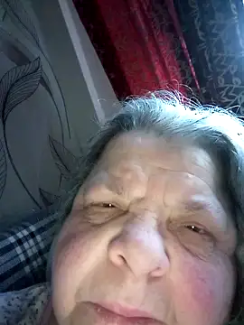 MartaMia68 online show from April 21, 2026, 3:13 am