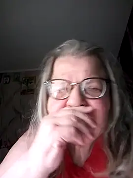 MartaMia68 online show from May 5, 2026, 6:27 pm