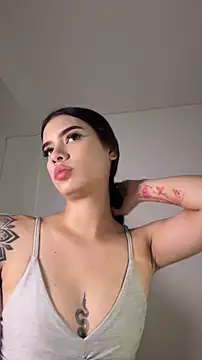 Snapshot of Giiasteele chatting on July 17, 2026, 12:39 am Giiasteele online show from July 17, 2026, 12:39 am