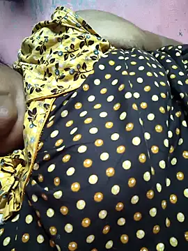 Snapshot of nilakutty chatting on April 12, 2026, 8:36 pm nilakutty online show from April 12, 2026, 8:36 pm