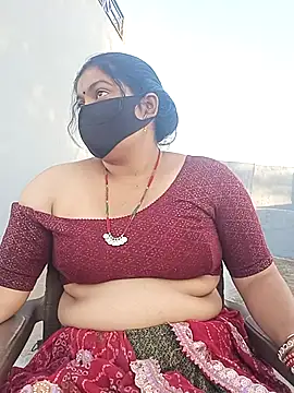 bhabhi-lovely online show from April 13, 2026, 12:32 pm