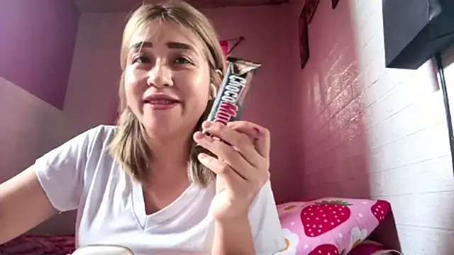 Snapshot of TamRuman chatting on April 11, 2026, 3:11 am TamRuman online show from April 11, 2026, 3:11 am