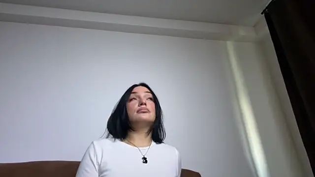 Snapshot of LucyHotty_ chatting on June 6, 2026, 11:48 am LucyHotty online show from June 6, 2026, 11:48 am