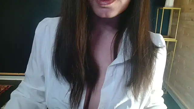 Snapshot of NicoleLove_ chatting on April 10, 2026, 9:30 pm NicoleLove online show from April 10, 2026, 9:30 pm