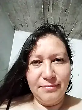 Snapshot of Dayis_2 chatting on April 26, 2026, 3:53 pm Dayis 2 online show from April 26, 2026, 3:53 pm