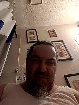 Snapshot of MrBustNut2026 chatting on April 13, 2026, 2:11 pm MrBustNut2026 online show from April 13, 2026, 2:11 pm